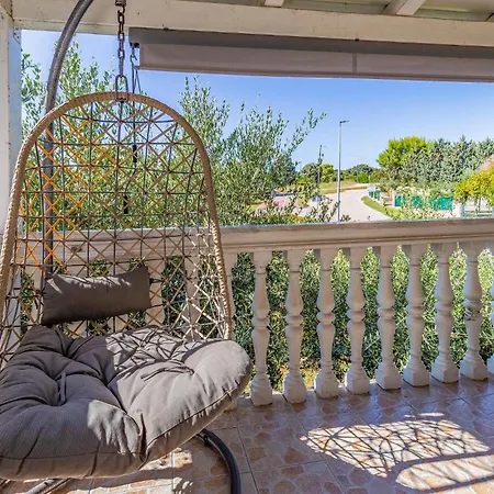 1 Bedroom In Appartement Banjole