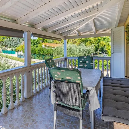 Amazing In With Wifi Banjole