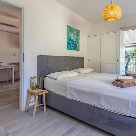 Mooi Met 1 Slaapkamer In * Banjole