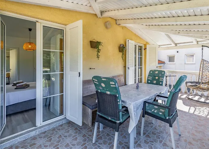 Amazing In With Wifi Lejlighed Banjole